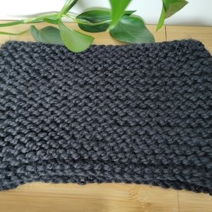 💕 2/20 💕 Hand Knit Infinity Scarf